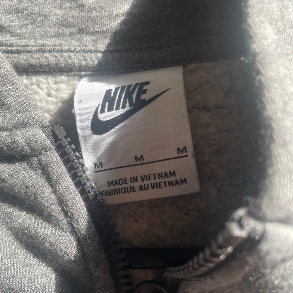 women’s nike hoodie - Picture 2 of 3